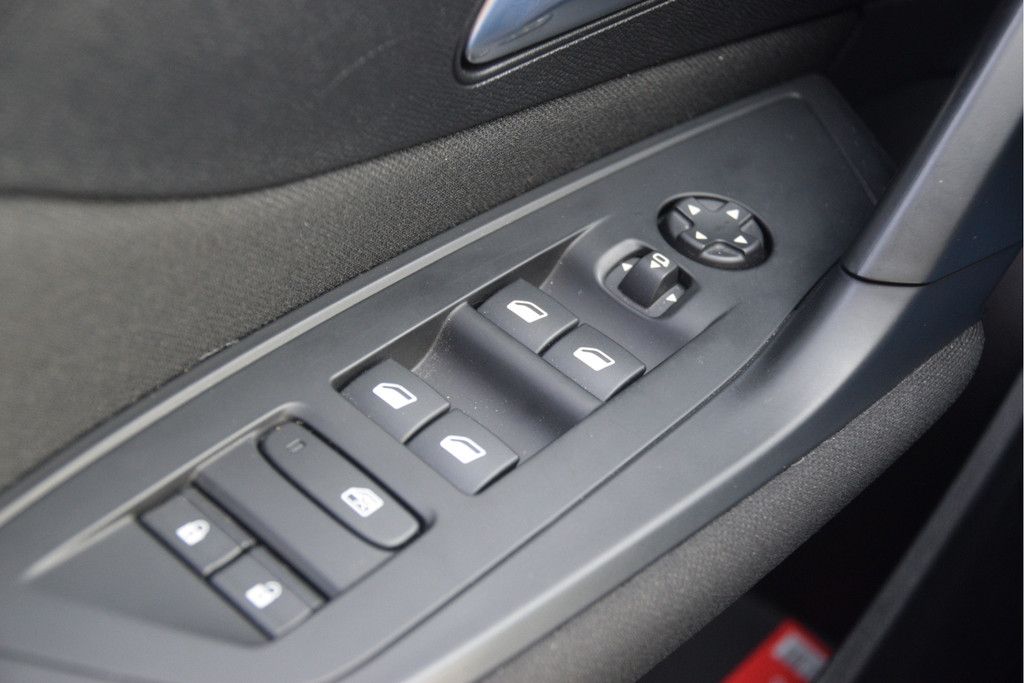 Peugeot 308 (R025TK) met abonnement