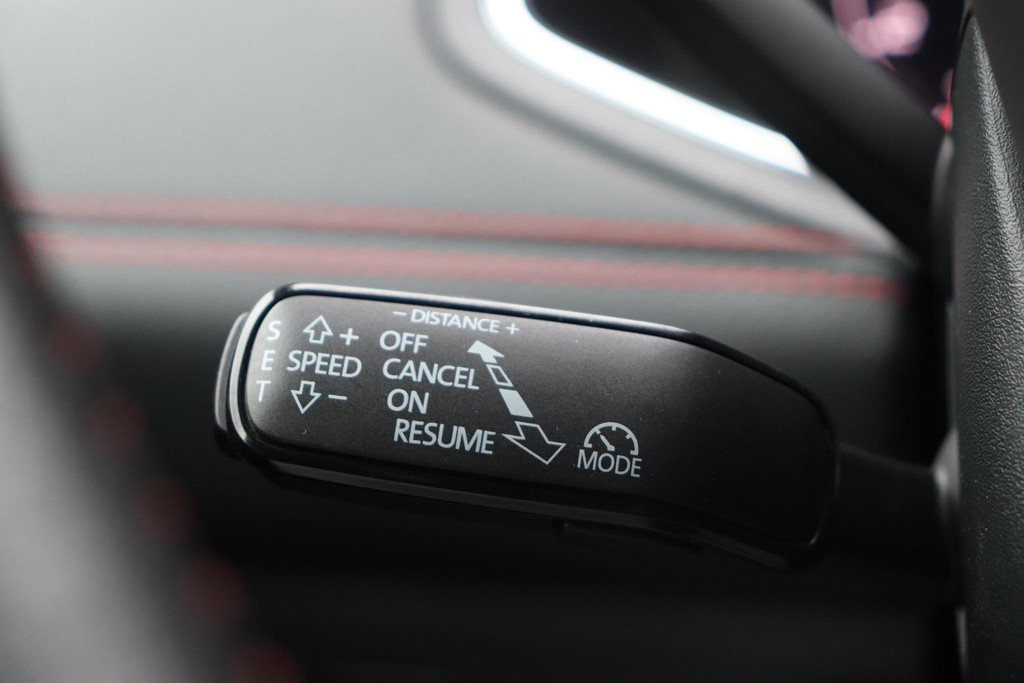 Seat Arona (J060LG) met abonnement