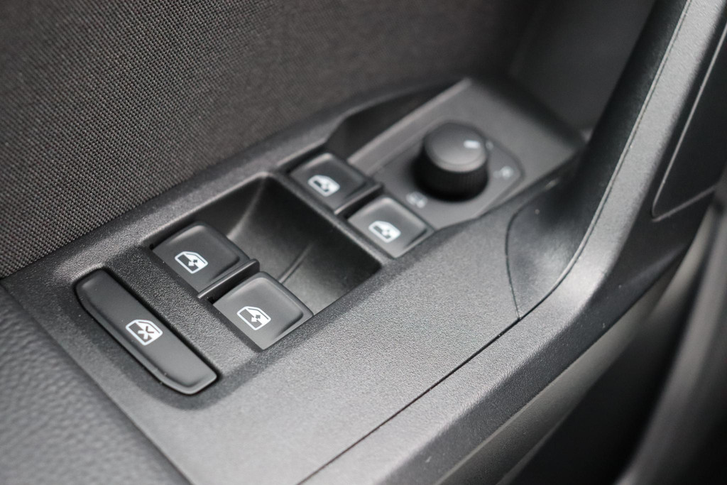 Seat Arona (J060LG) met abonnement