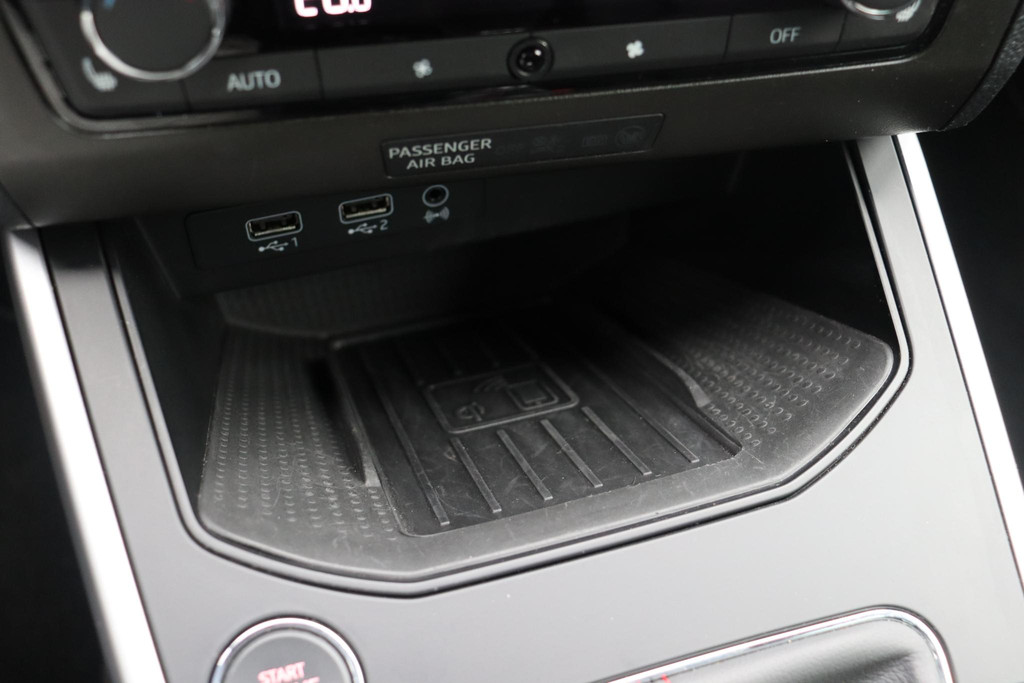 Seat Arona (J060LG) met abonnement