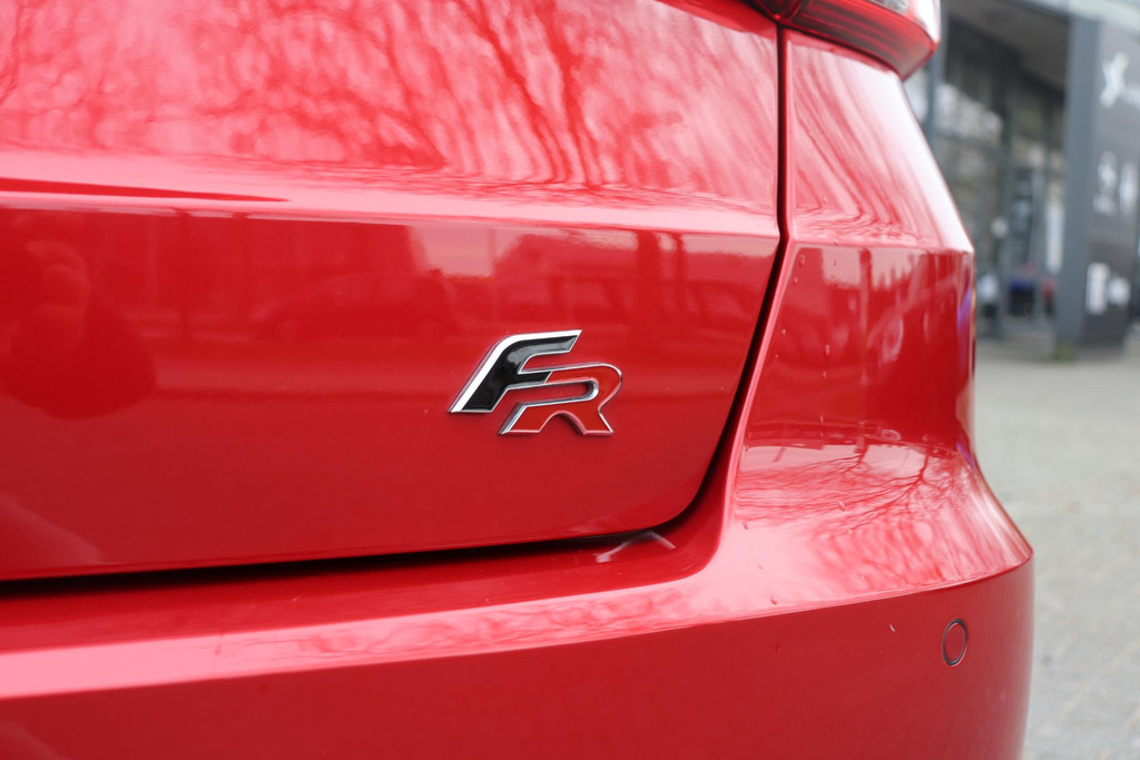 Seat Arona (J060LG) met abonnement