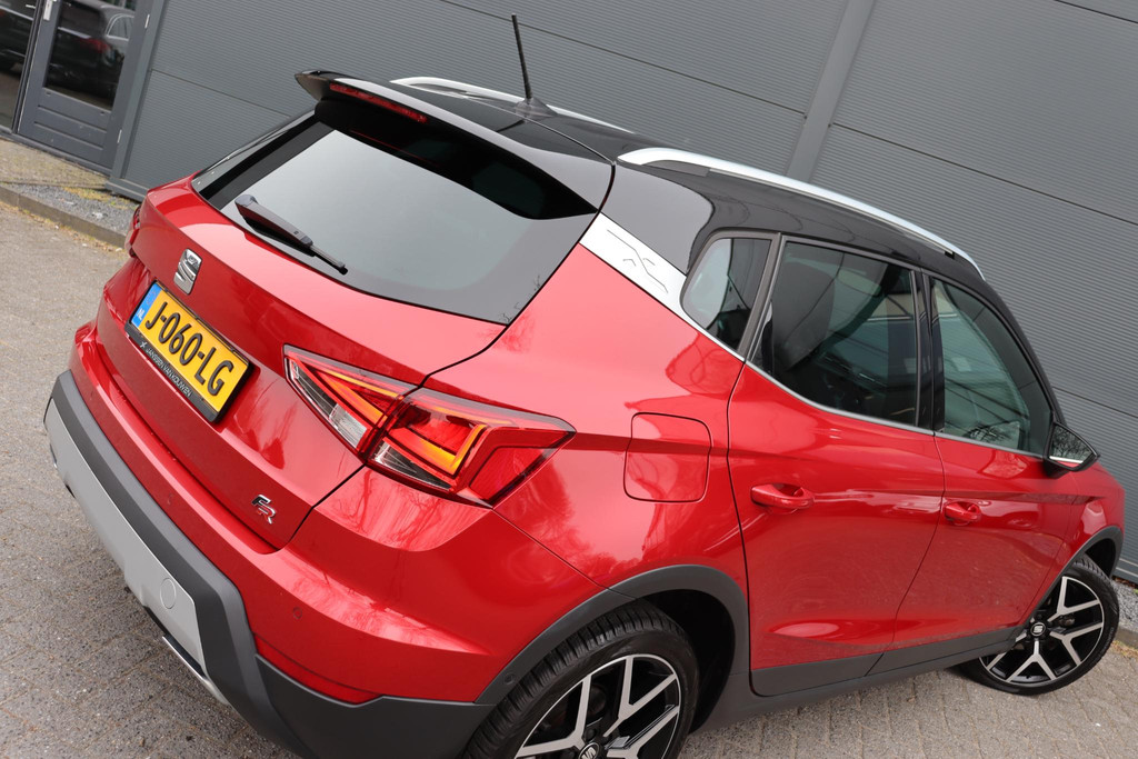 Seat Arona (J060LG) met abonnement