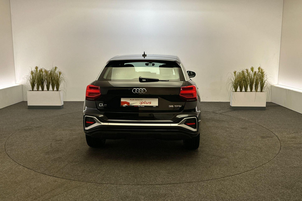 Audi Q2 (K701RV) met abonnement