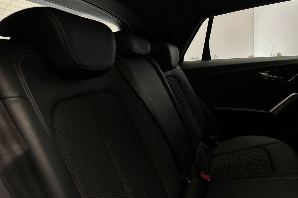Audi Q2 (K701RV) met abonnement