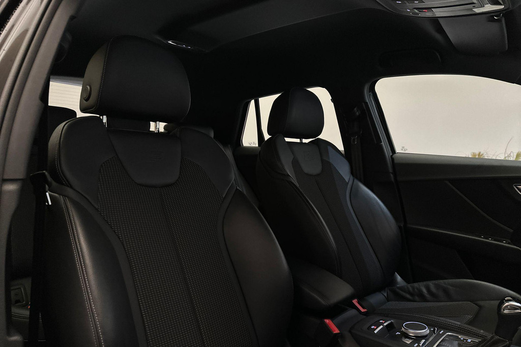 Audi Q2 (K701RV) met abonnement
