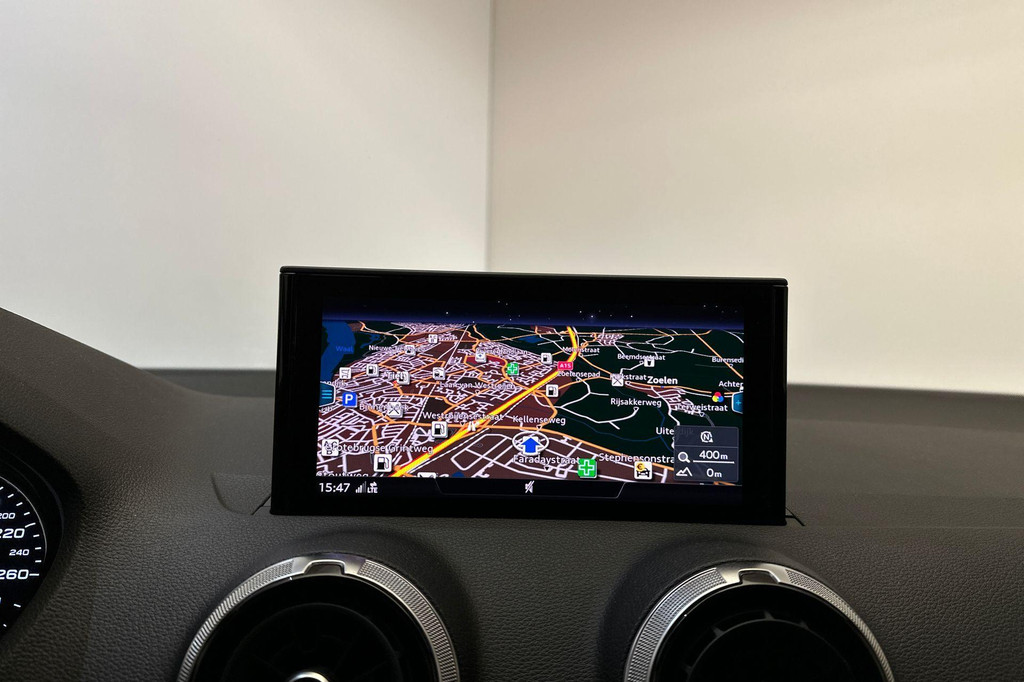 Audi Q2 (K701RV) met abonnement