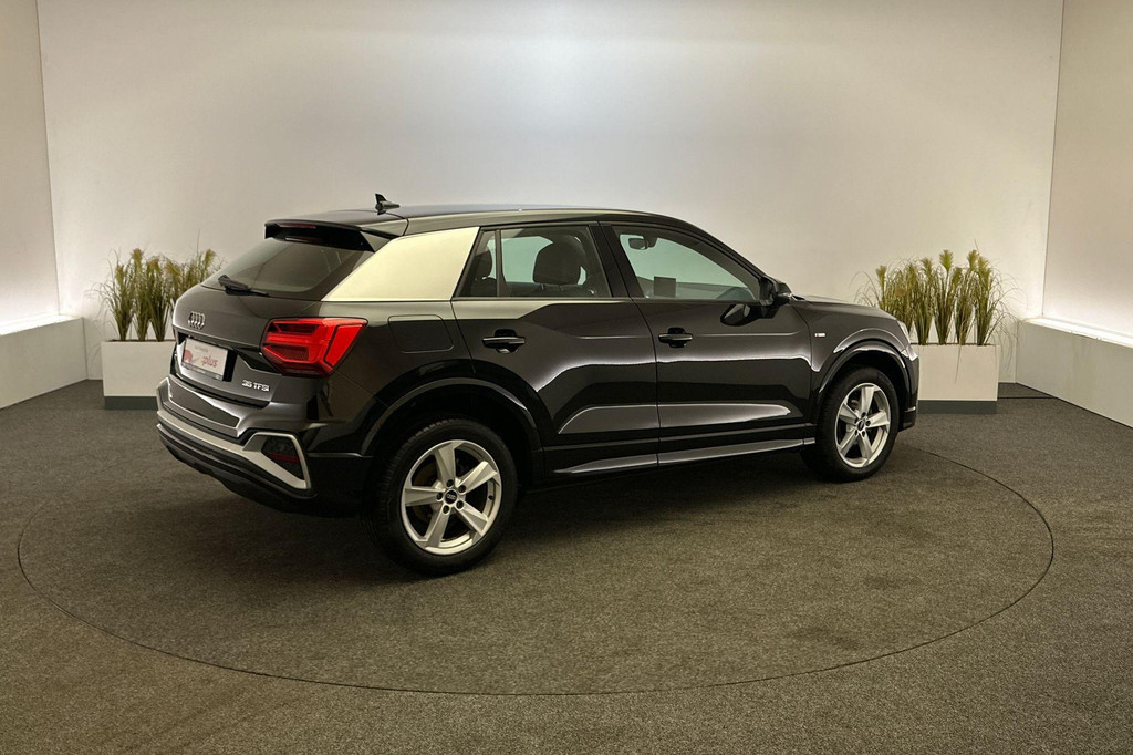 Audi Q2 (K701RV) met abonnement