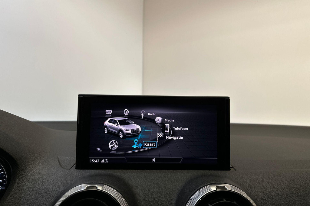 Audi Q2 (K701RV) met abonnement