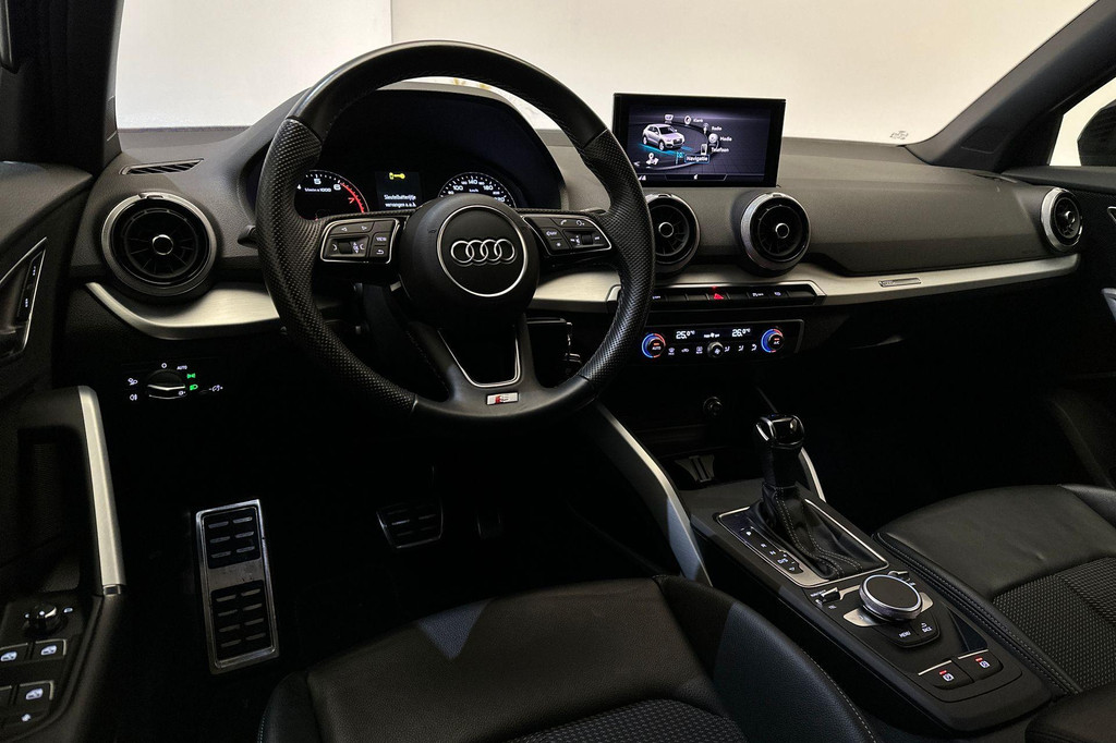 Audi Q2 (K701RV) met abonnement