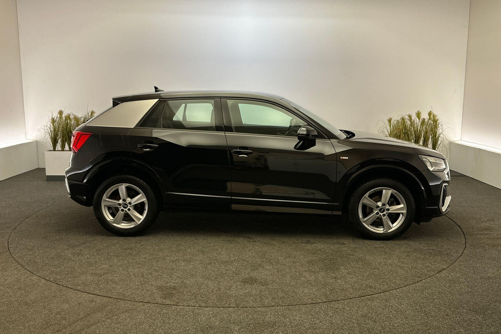Audi Q2 (K701RV) met abonnement