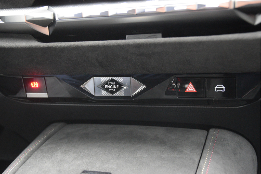 DS DS 4 (HFR42H) met abonnement