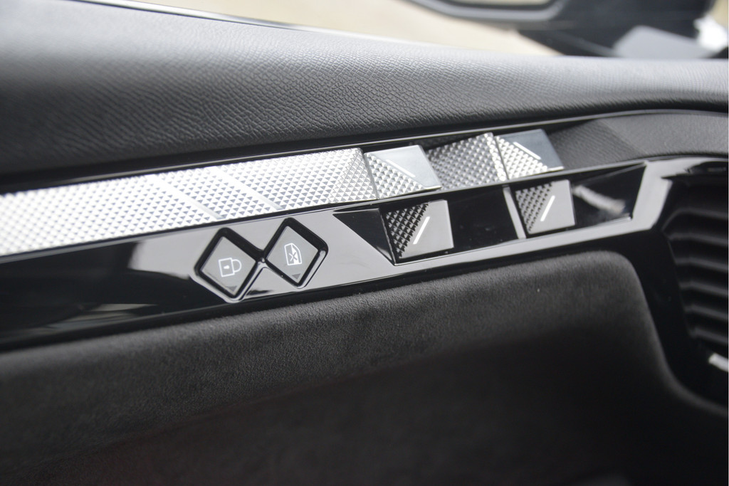 DS DS 4 (HFR42H) met abonnement