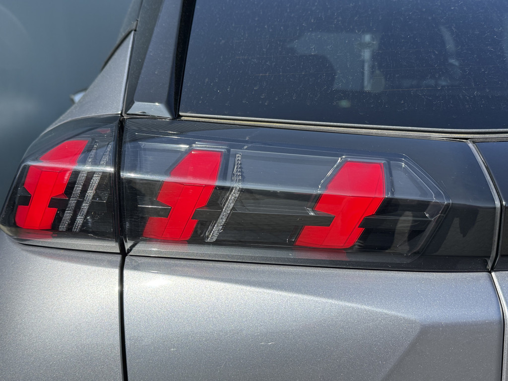 Peugeot e-2008 (P769KL) met abonnement