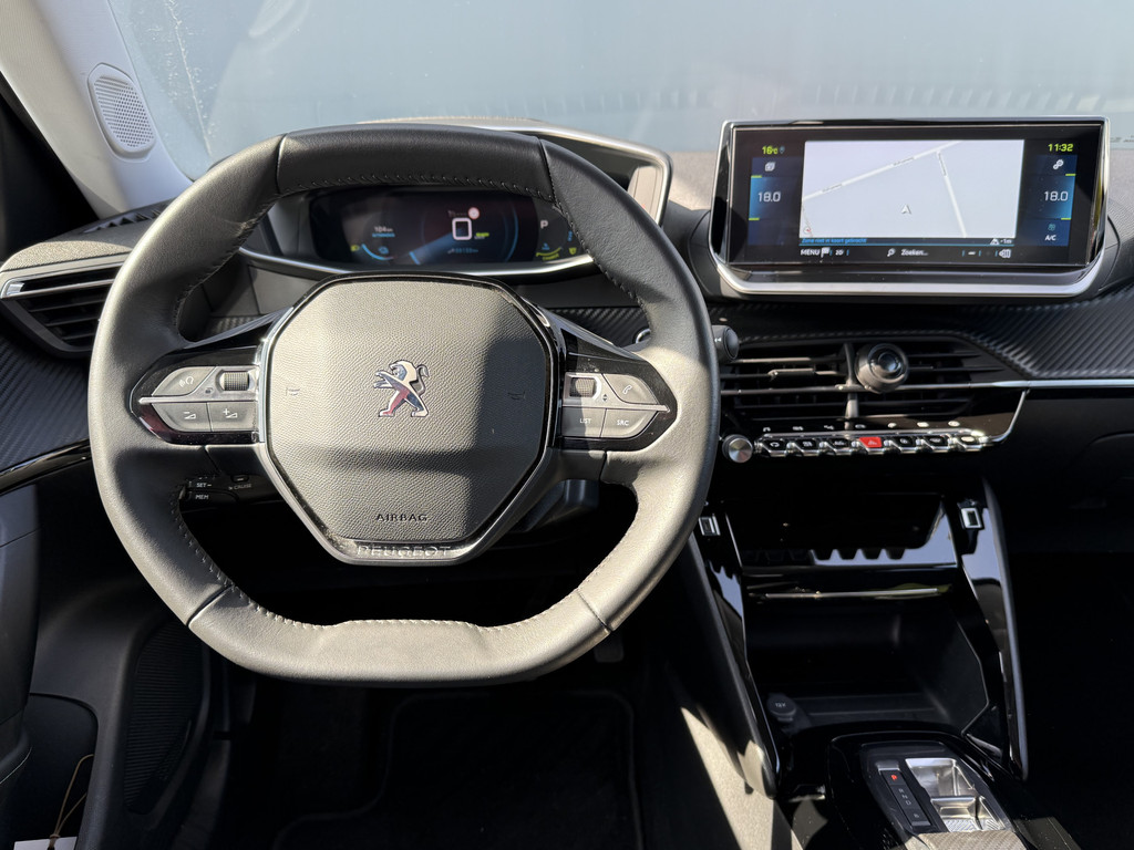 Peugeot e-2008 (P769KL) met abonnement