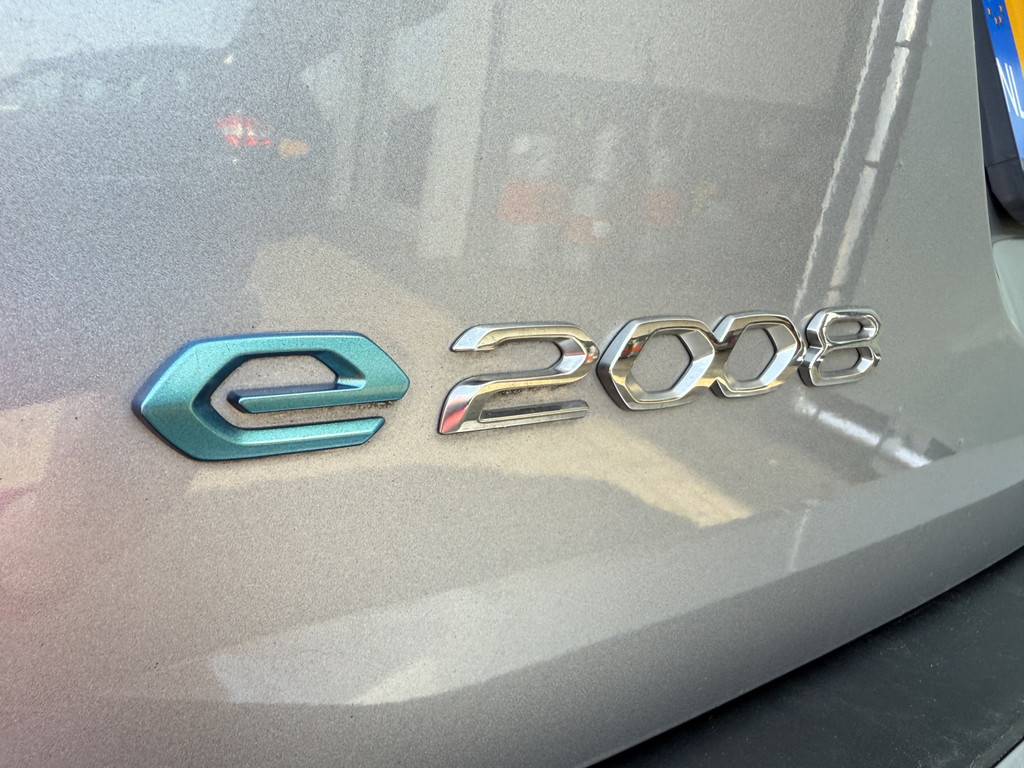 Peugeot e-2008 (P769KL) met abonnement