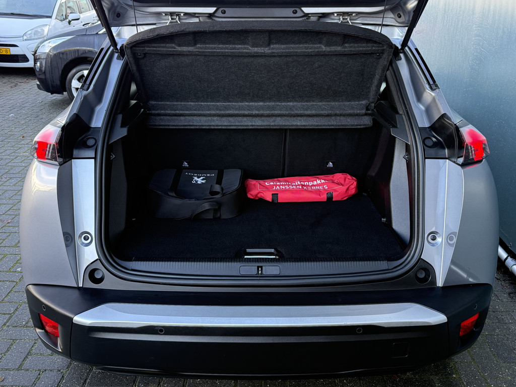 Peugeot e-2008 (P769KL) met abonnement