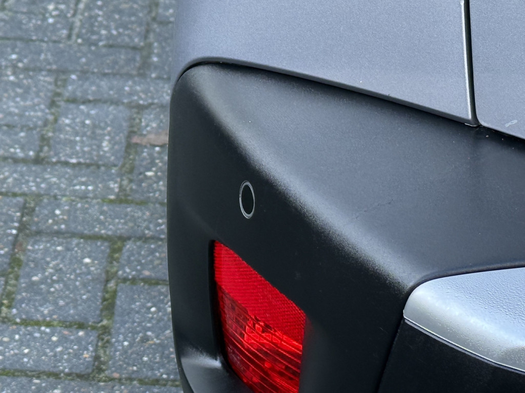 Peugeot e-2008 (P769KL) met abonnement