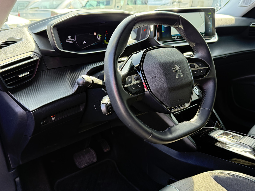 Peugeot e-2008 (P769KL) met abonnement