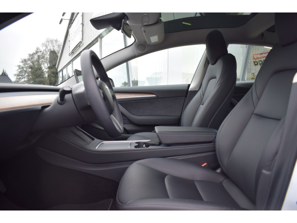Tesla Model 3 (R563SJ) met abonnement
