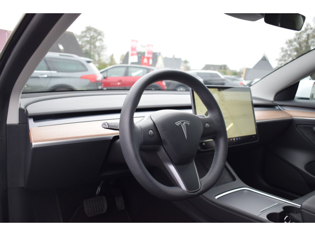 Tesla Model 3 (R563SJ) met abonnement