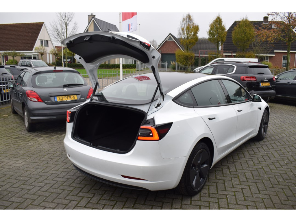 Tesla Model 3 (R563SJ) met abonnement