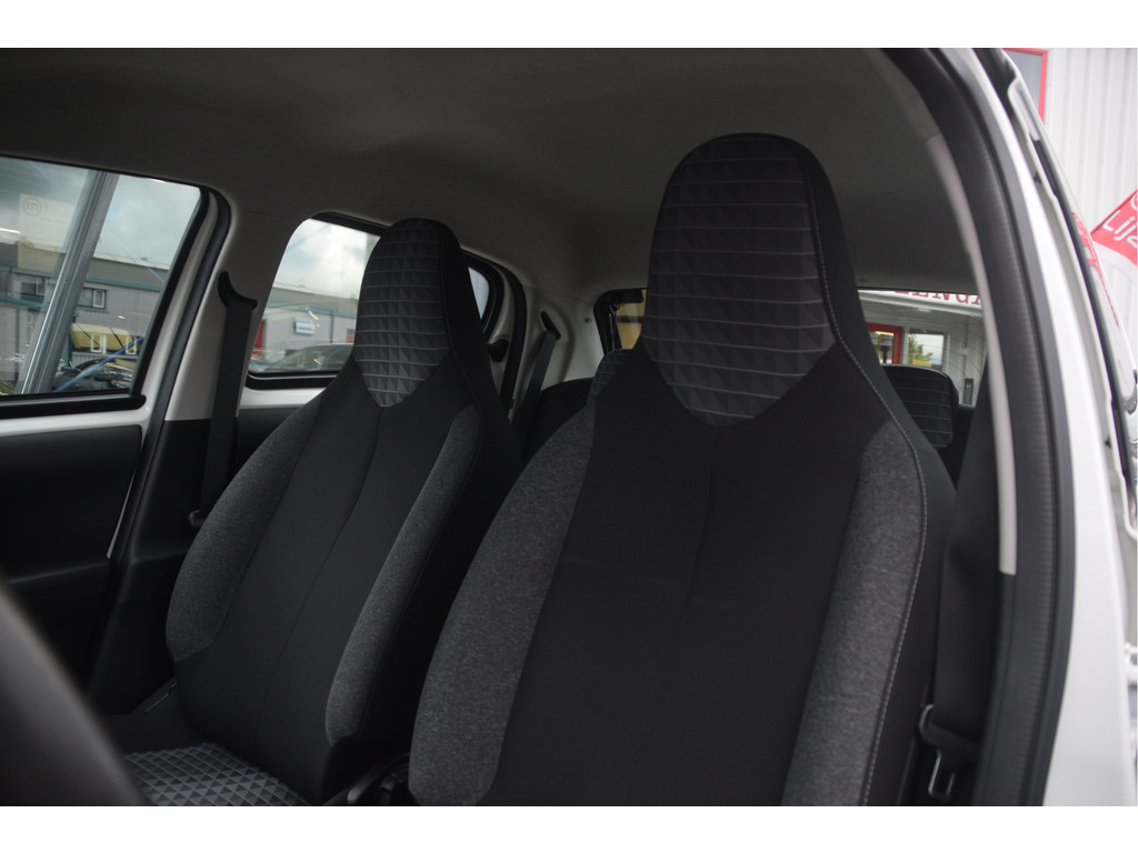 Peugeot 108 (K795JR) met abonnement
