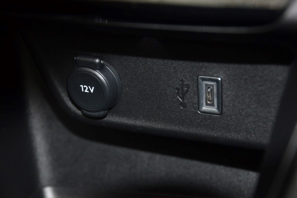 Opel Corsa (X077TK) met abonnement