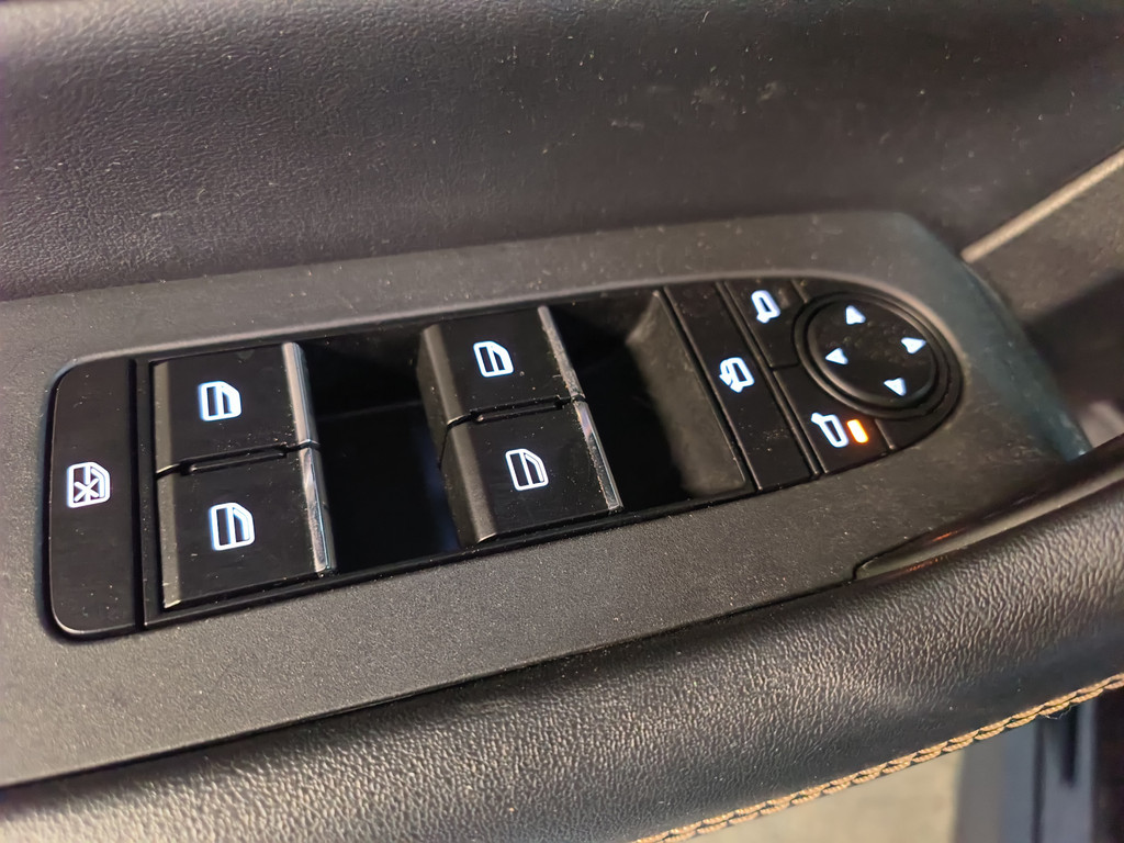 Mazda CX-60 (HKT63R) met abonnement