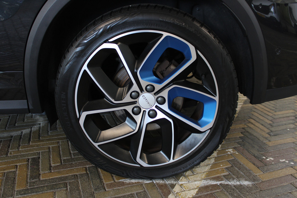 Lynk & Co 01 (S917NB) met abonnement