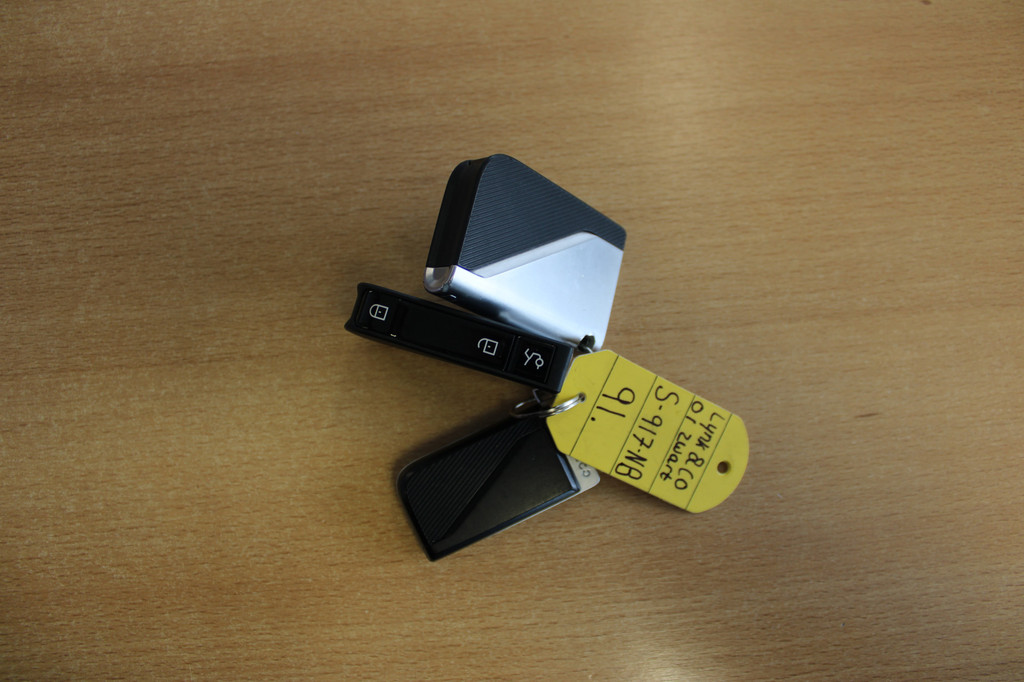 Lynk & Co 01 (S917NB) met abonnement