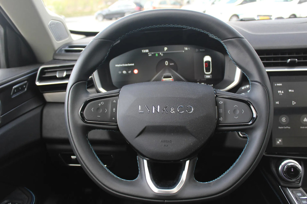 Lynk & Co 01 (HKV37F) met abonnement