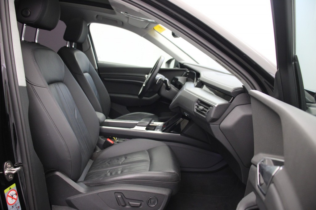 Audi e-tron (H730BH) met abonnement