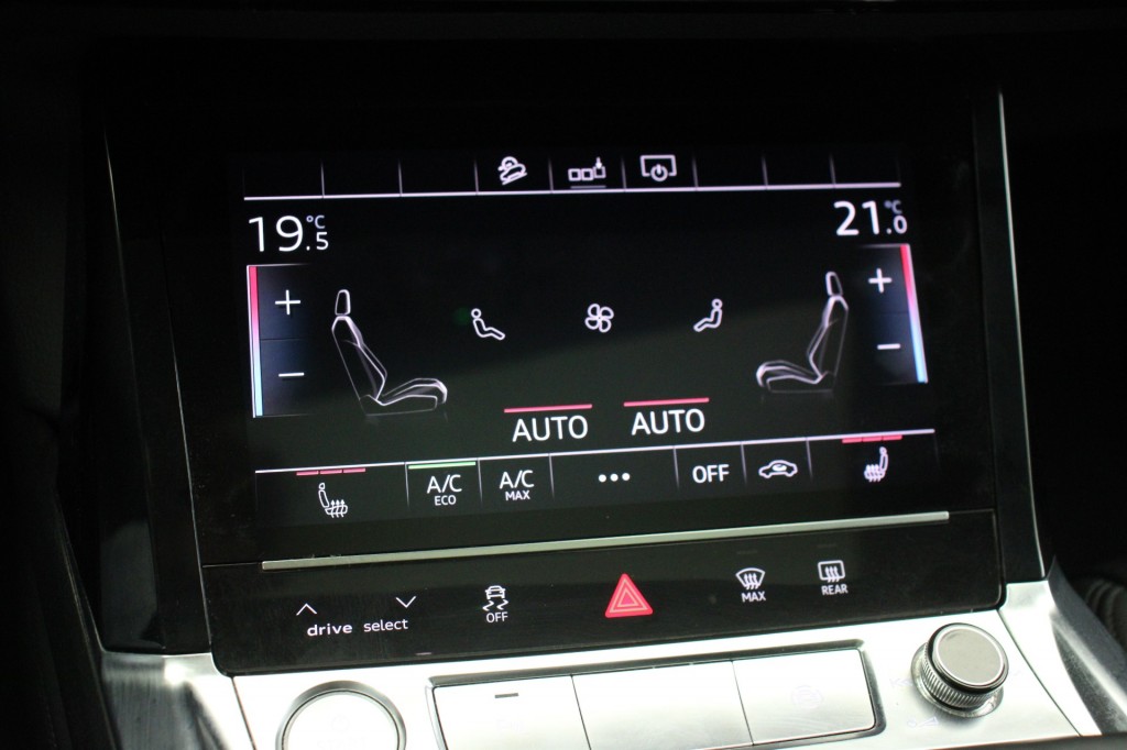 Audi e-tron (H730BH) met abonnement