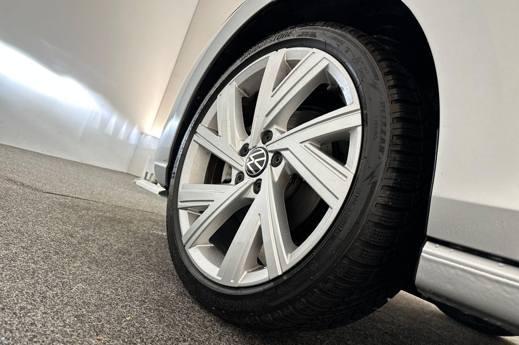 Volkswagen GOLF Variant (R041ZG) met abonnement