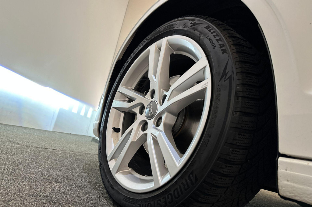 Audi A3 (G146NH) met abonnement