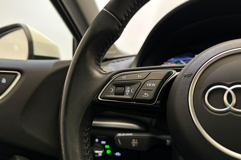 Audi A3 (G146NH) met abonnement