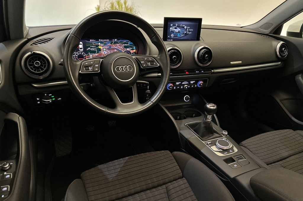 Audi A3 (G146NH) met abonnement