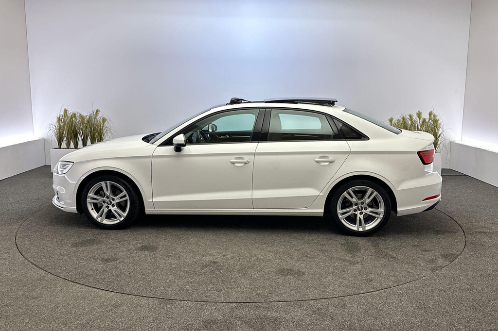 Audi A3 (G146NH) met abonnement