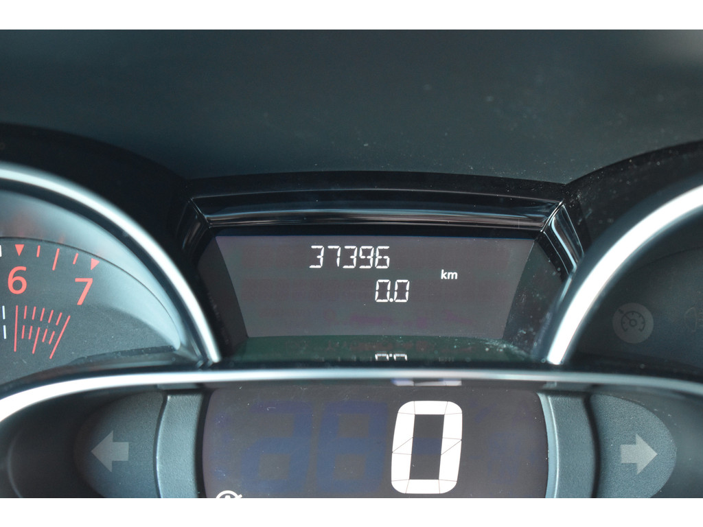 Renault Clio (PS737J) met abonnement