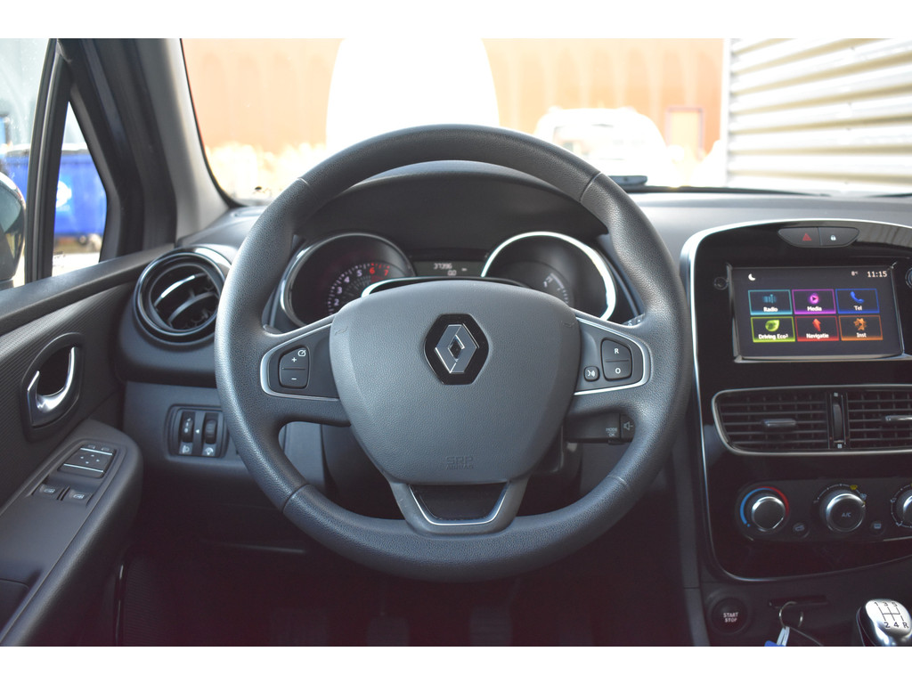 Renault Clio (PS737J) met abonnement