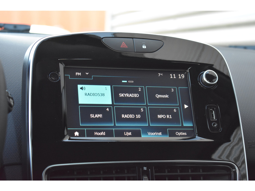 Renault Clio (PS737J) met abonnement