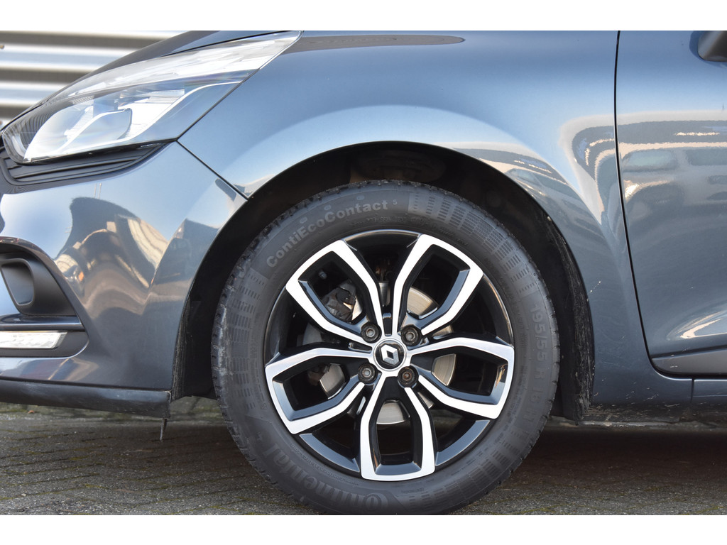 Renault Clio (PS737J) met abonnement