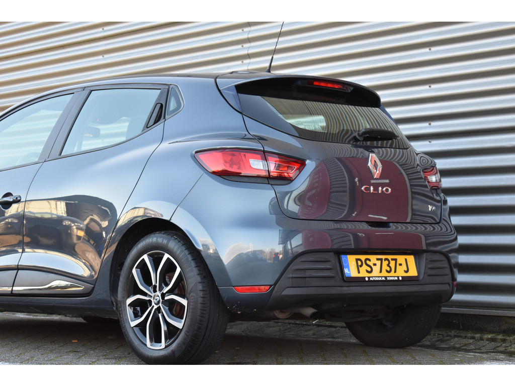 Renault Clio (PS737J) met abonnement