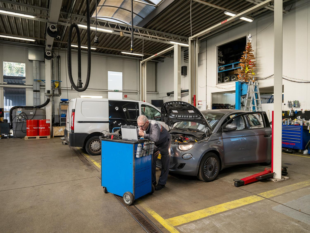 Peugeot 3008 (HKR50S) met abonnement