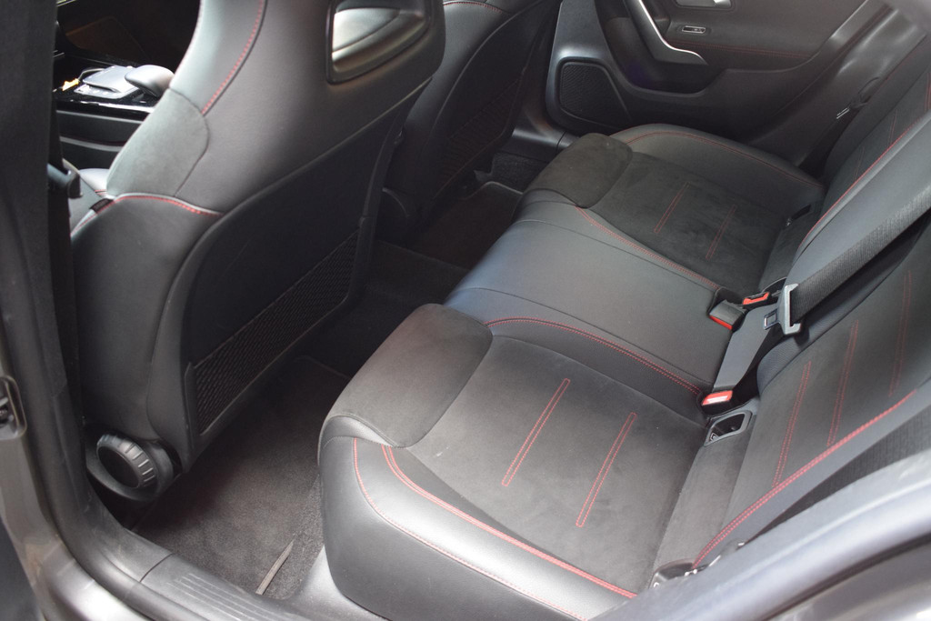 Mercedes-Benz CLA-Klasse (L910DJ) met abonnement