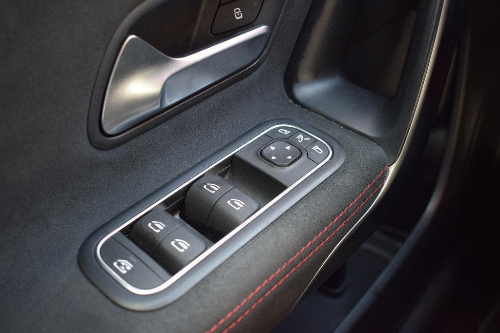 Mercedes-Benz CLA-Klasse (L910DJ) met abonnement