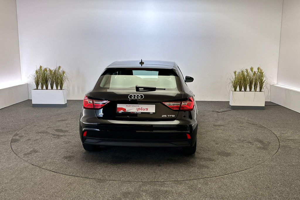 Audi A1 (T110RD) met abonnement