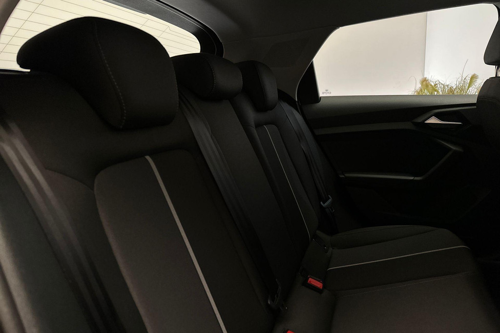 Audi A1 (T110RD) met abonnement