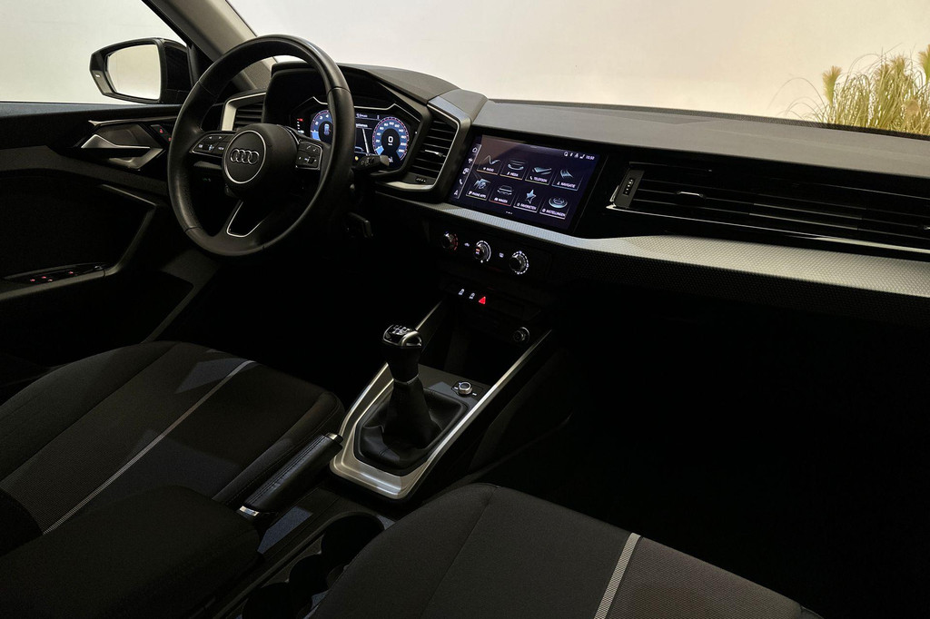 Audi A1 (T110RD) met abonnement