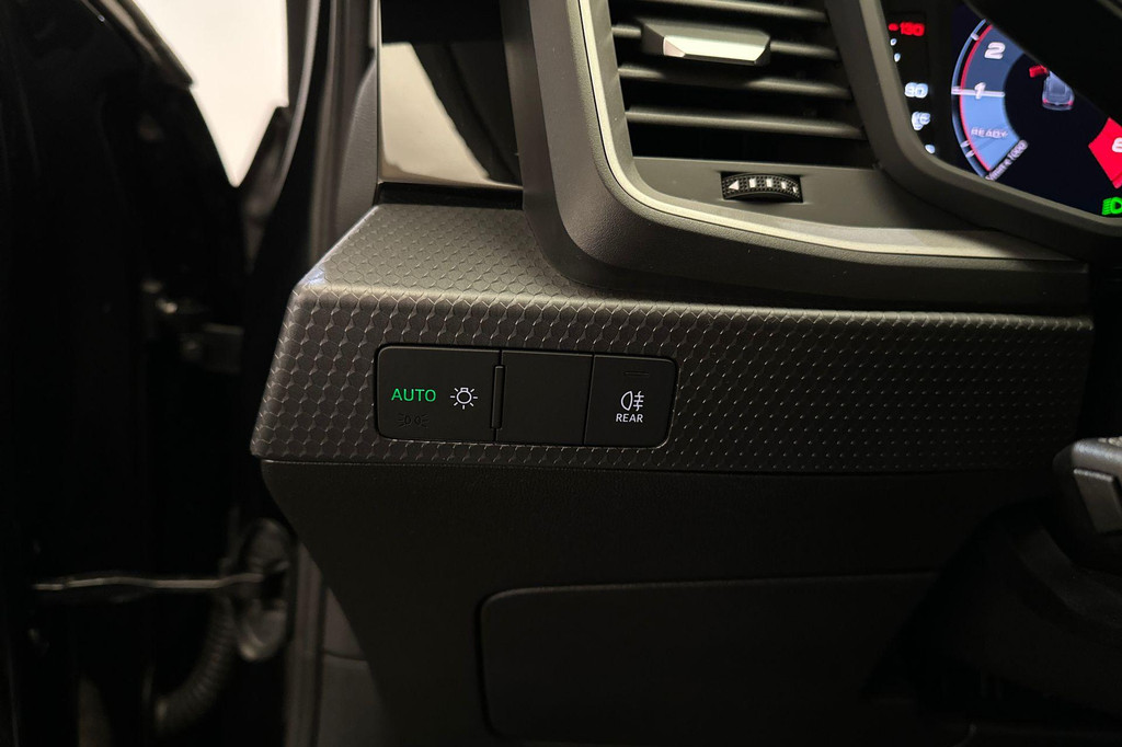 Audi A1 (T110RD) met abonnement